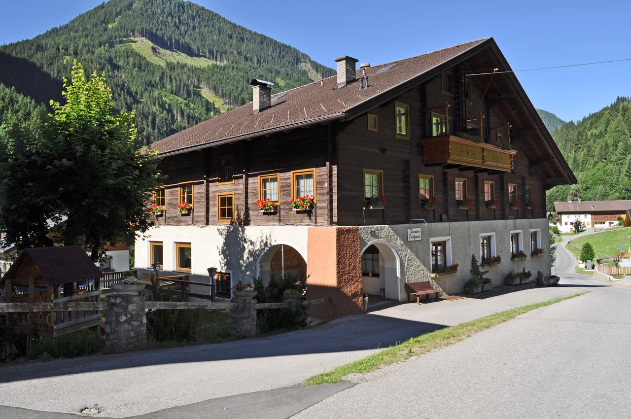 Bed and Breakfast Gästeheim Dorfwirt Hopfgarten in Defereggen Exterior foto